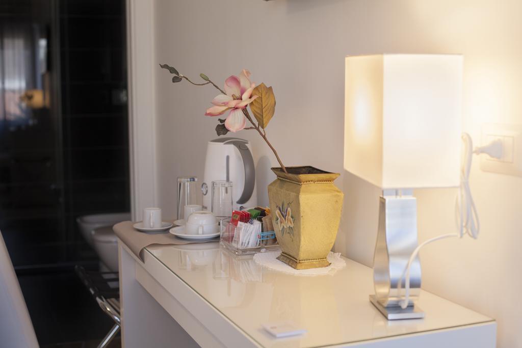 Saint Peter'S Luxury Domus Hotel Рим Екстериор снимка